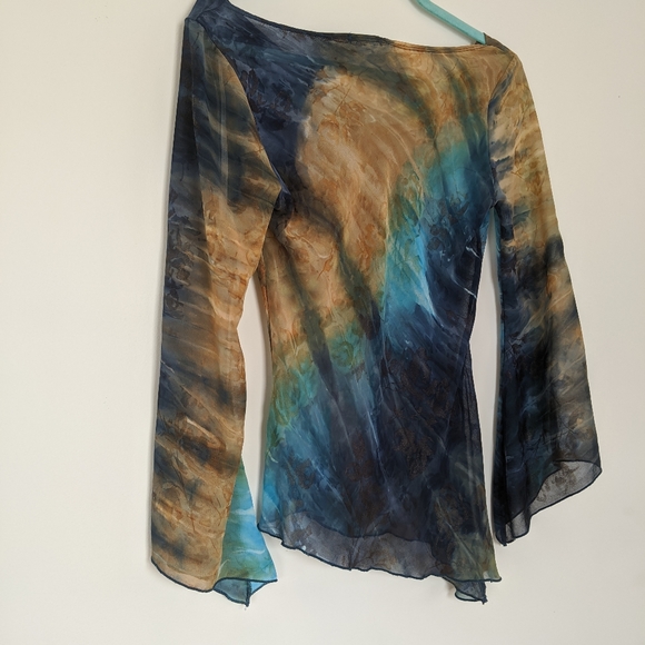 Vintage Style Sheer Blouse - Picture 7 of 9